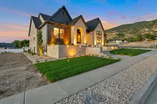 136 W Summerhill Ln, Centerville, UT 84014 - Photo 3