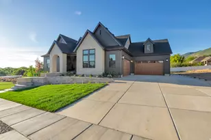 136 W Summerhill Ln, Centerville, UT 84014 - Photo 5