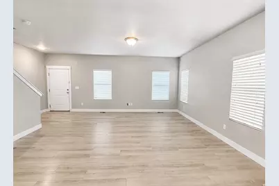 3834 E Cunninghill Dr, Eagle Mountain, UT 84005 - Photo 5