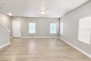 3834 E Cunninghill Dr, Eagle Mountain, UT 84005 - Photo 5
