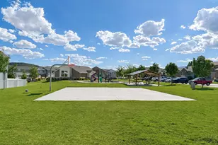 3834 E Cunninghill Dr, Eagle Mountain, UT 84005 - Photo 25