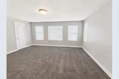 3834 E Cunninghill Dr, Eagle Mountain, UT 84005 - Photo 9