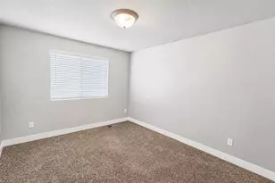 3834 E Cunninghill Dr, Eagle Mountain, UT 84005 - Photo 19