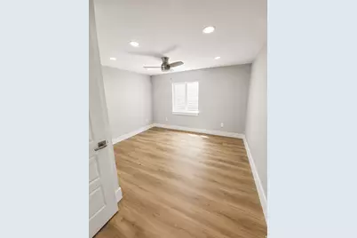 4763 N Sage Park Dr W, Eagle Mountain, UT 84005 - Photo 11