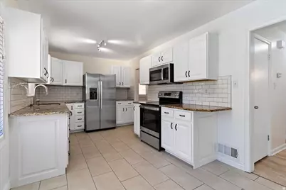 15 E Sylvia Dr, South Ogden, UT 84405 - Photo 7