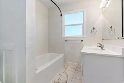 15 E Sylvia Dr, South Ogden, UT 84405 - Photo 13
