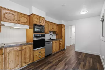 9 Sylvia Dr, South Ogden, UT 84405 - Photo 7
