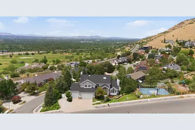3439 E Canyon Cove Dr, Holladay, UT 84121 - Photo 51