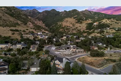 3439 E Canyon Cove Dr, Holladay, UT 84121 - Photo 71