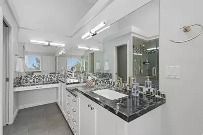 3439 E Canyon Cove Dr, Holladay, UT 84121 - Photo 19