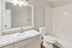 3207 N Pelican Dr, Farr West, UT 84404 - Photo 39