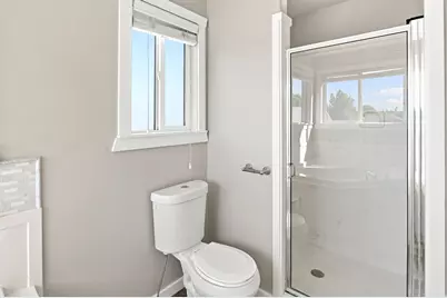 3207 N Pelican Dr, Farr West, UT 84404 - Photo 33