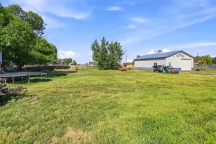 3207 N Pelican Dr, Farr West, UT 84404 - Photo 21