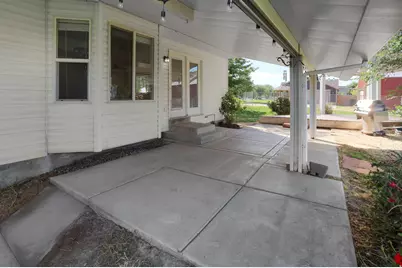 3207 N Pelican Dr, Farr West, UT 84404 - Photo 23
