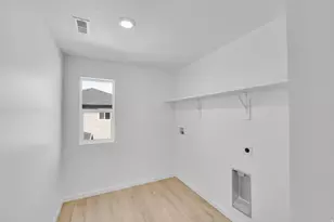2029 E Burger St, Lake Point, UT 84074 - Photo 17