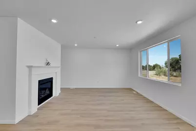 2029 E Burger St #1244, Lake Point, UT 84074 - Photo 9