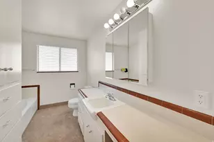 4250 S Panorama Dr E, Holladay, UT 84124 - Photo 15