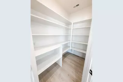 1769 W Rivergate Dr #204, Logan, UT 84321 - Photo 7