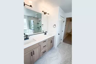 1769 W Rivergate Dr #204, Logan, UT 84321 - Photo 17