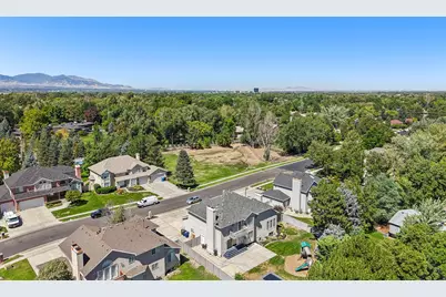 6231 S Vinecrest Dr S, Murray, UT 84121 - Photo 27