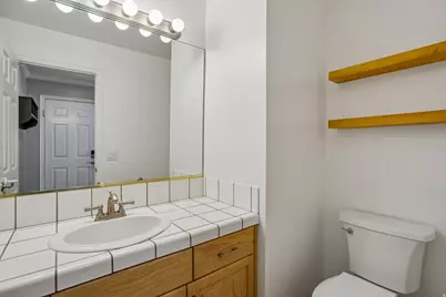 6231 S Vinecrest Dr S, Murray, UT 84121 - Photo 7
