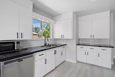 608 W 1850 N, Provo, UT 84604 - Photo 9