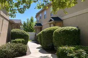 820 E Red Sage Ln, Millcreek, UT 84107 - Photo 3
