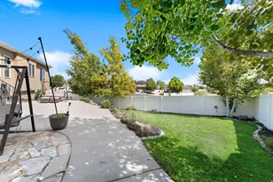 12039 S Black Powder Dr W, Herriman, UT 84096 - Photo 29