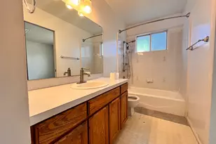 671 W 950 N, Clinton, UT 84015 - Photo 5