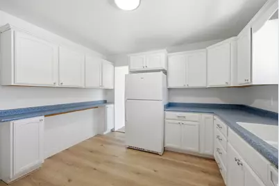 6272 S 400 E, Murray, UT 84107 - Photo 13