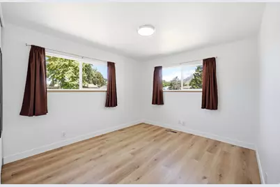 6272 S 400 E, Murray, UT 84107 - Photo 15