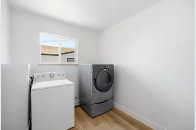 6272 S 400 E, Murray, UT 84107 - Photo 15