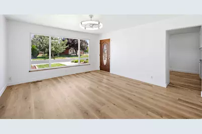 6272 S 400 E, Murray, UT 84107 - Photo 3