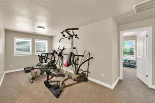 579 W 2400 S, Syracuse, UT 84075 - Photo 19