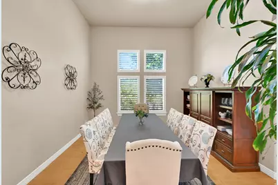 579 W 2400 S, Syracuse, UT 84075 - Photo 7
