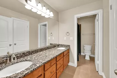 579 W 2400 S, Syracuse, UT 84075 - Photo 21