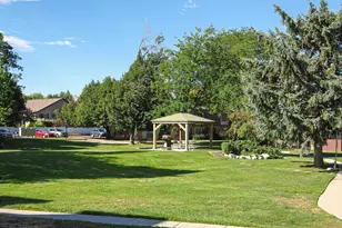 88 W 50 S, Centerville, UT 84014 - Photo 5