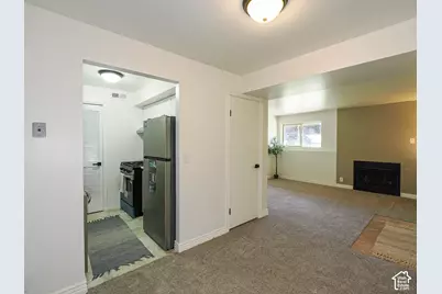 88 W 50 S #C-1, Centerville, UT 84014 - Photo 15