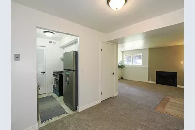 88 W 50 S #C-1, Centerville, UT 84014 - Photo 15