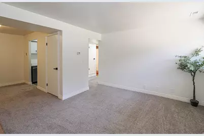88 W 50 S #C-1, Centerville, UT 84014 - Photo 9