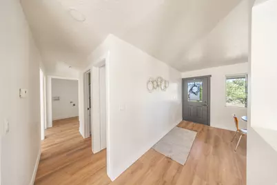 1873 S 775 E, Bountiful, UT 84010 - Photo 9