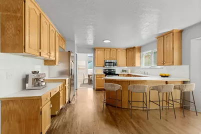 11065 S Longdale Cir. E, Sandy, UT 84092 - Photo 9