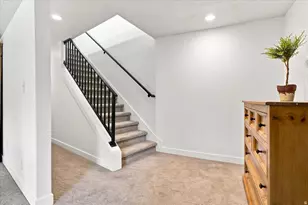 2424 E Oakcrest Ln, Holladay, UT 84121 - Photo 27