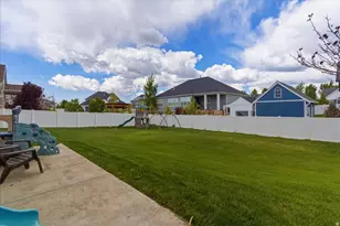 1692 W Spring Meadow Ln, Farmington, UT 84025 - Photo 45