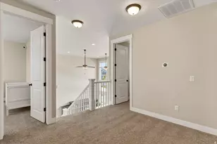 1692 W Spring Meadow Ln, Farmington, UT 84025 - Photo 23