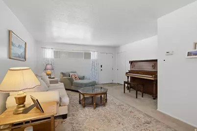 1104 N Taffeta W, Salt Lake City, UT 84116 - Photo 5