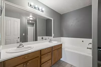 12642 S Diamondback Dr, Riverton, UT 84096 - Photo 17