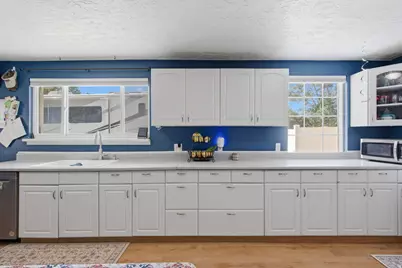 189 N 400 W, Payson, UT 84651 - Photo 17