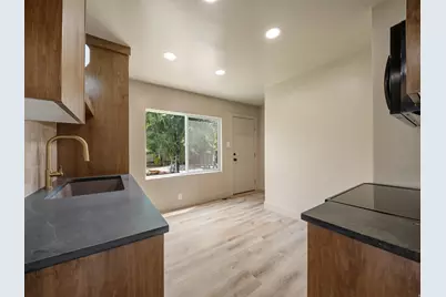 750 N 800 W, Provo, UT 84601 - Photo 9