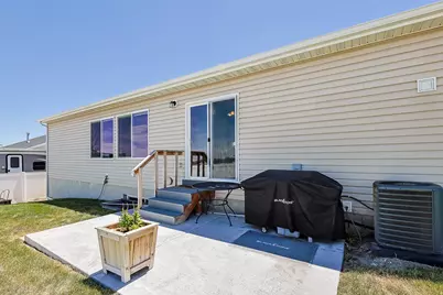 1112 W Honeycomb Dr, Grantsville, UT 84029 - Photo 25